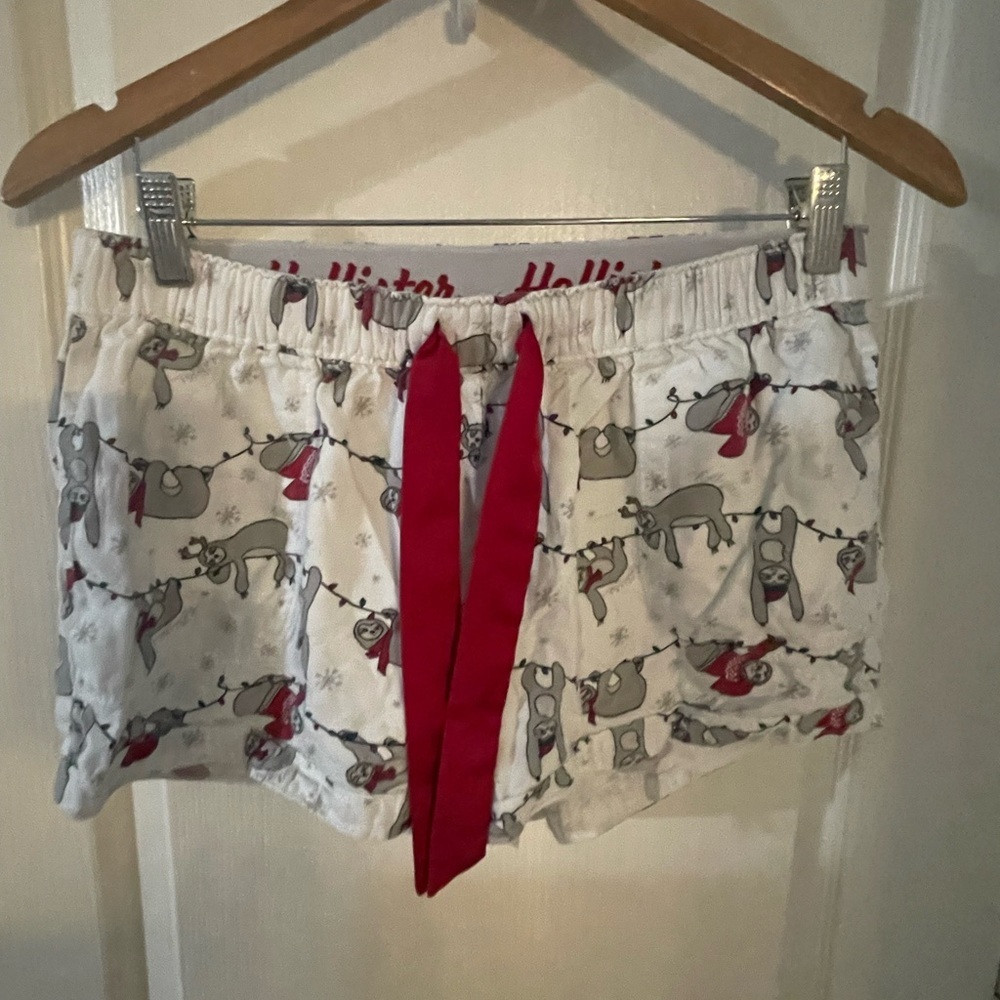 Hollister White Pajama Shorts with‎ Sloths and  Red Accents